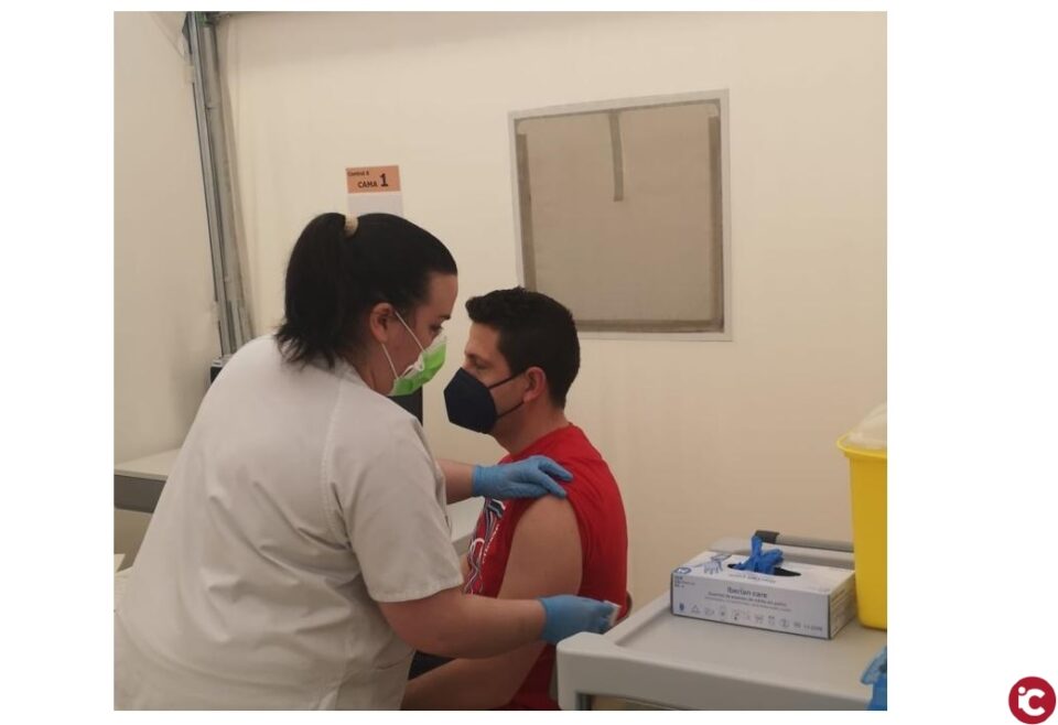 Sanitat prevé administrar 159.000 dosis de vacunas contra la COVID 19 esta semana