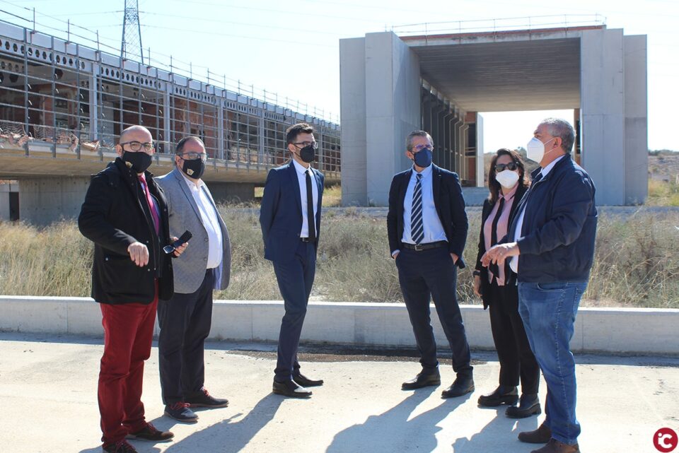 El Ayuntamiento estudia con Generalitat el futuro para la estructura del Instituto Tecnológico del Mármol