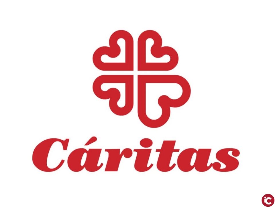 Cáritas firma el convenio de colaboración con el Ayuntamiento de Elda