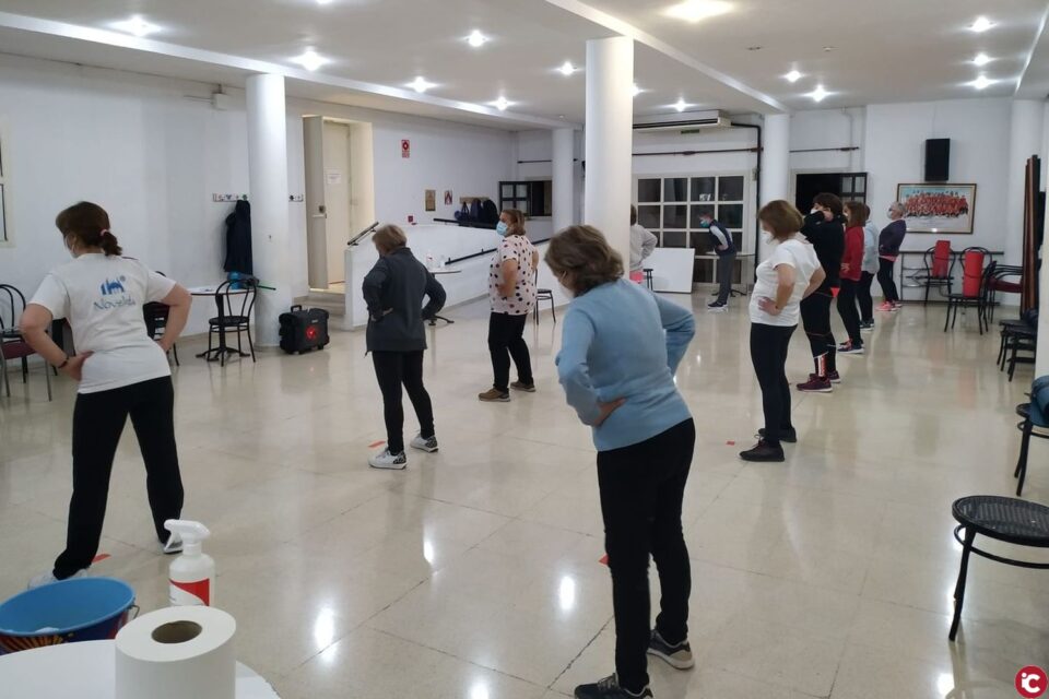 El Ayuntamiento de Aspe ha puesto en marcha de nuevo las clases de Gimnasia de Mantenimiento y para la Tercera Edad
