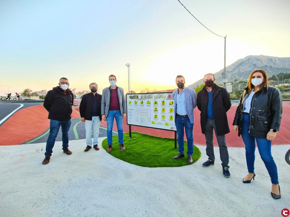 La apertura del Pump Track junto al parque del Río Vinalopó completa una de las zonas de ocio deportivo más importantes de la Comunidad