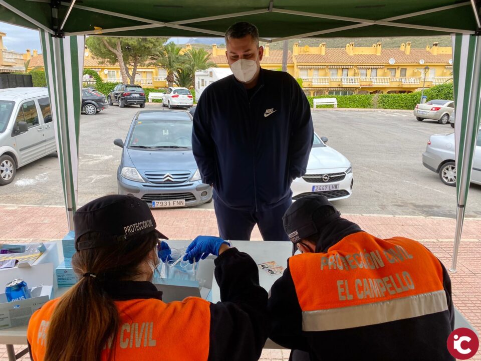 Finaliza en la Urbanización Poblet el reparto de mascarillas en la zona norte