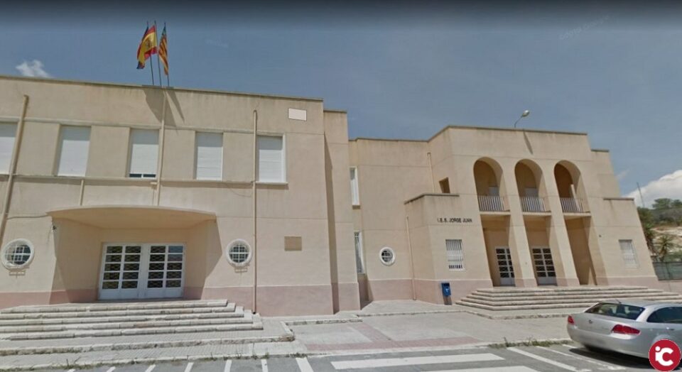 El Ayuntamiento da luz verde a la aprobación en Pleno de la concesión de la Medalla de la Ciudad al Instituto Jorge Juan con motivo de su 175 aniversario