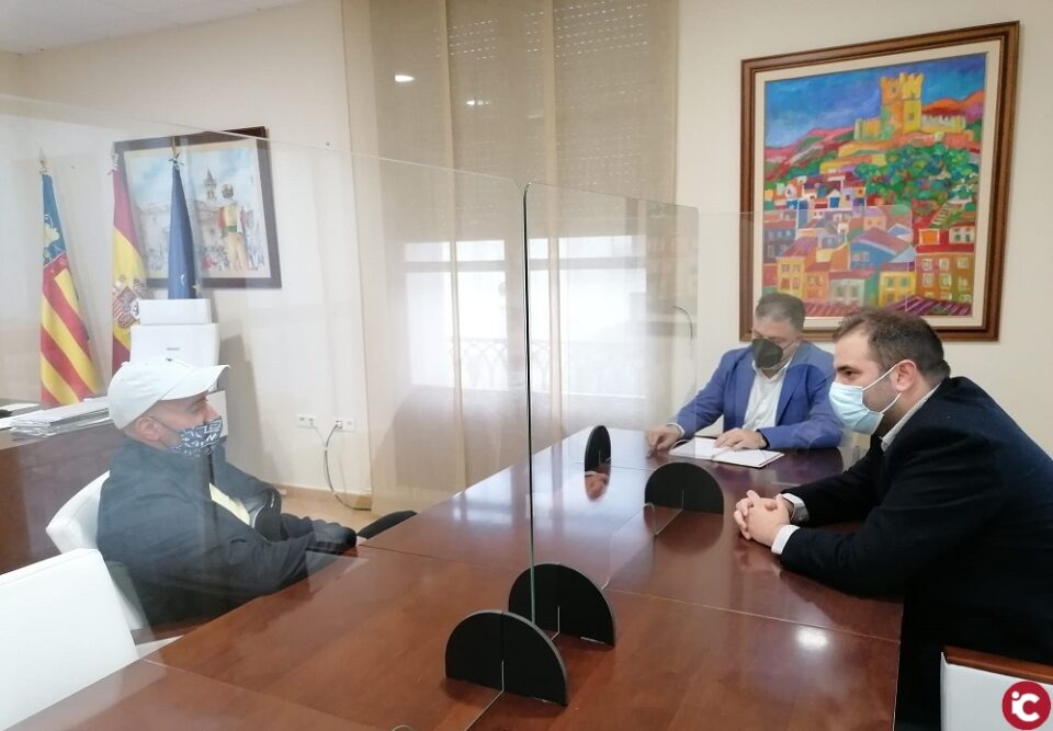 Antonyo Marest pintará un mural de casi 500 metros en un rincón de Villena