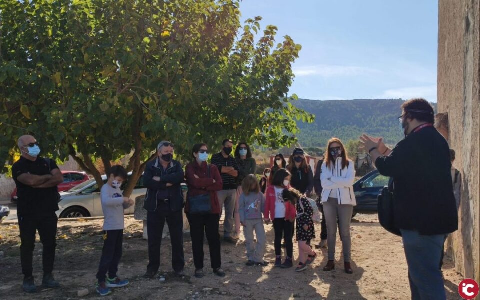 Villena incrementa los aforos de las visitas turísticas y retoma los tours a las pedanías