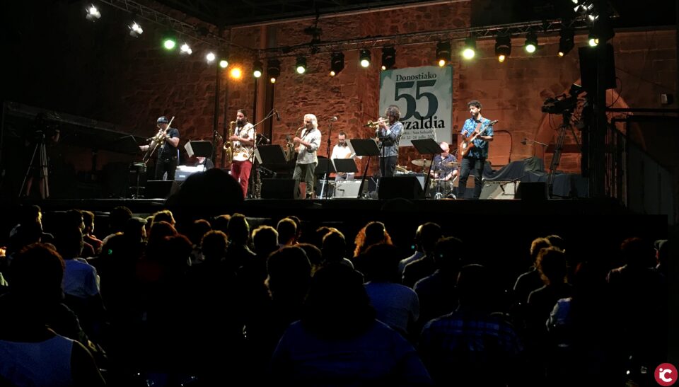 Perico Sambeat congrega en Villena a los mejores músicos valencianos de jazz para homenajear a Frank Zappa