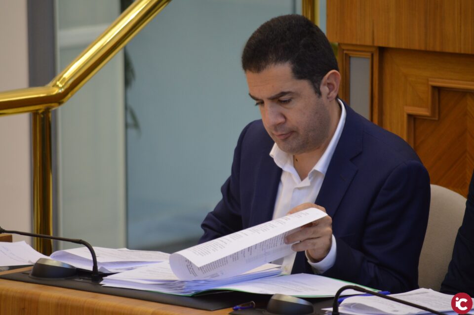 (PSOE). El Grupo Socialista elevará una moción al pleno de la Diputación para proteger y ensalzar la figura de Enric Valor