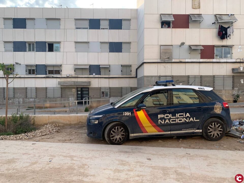 La Policía Nacional ha detenido a una mujer por ocupar la vivienda de su vecina a la que dio por fallecida