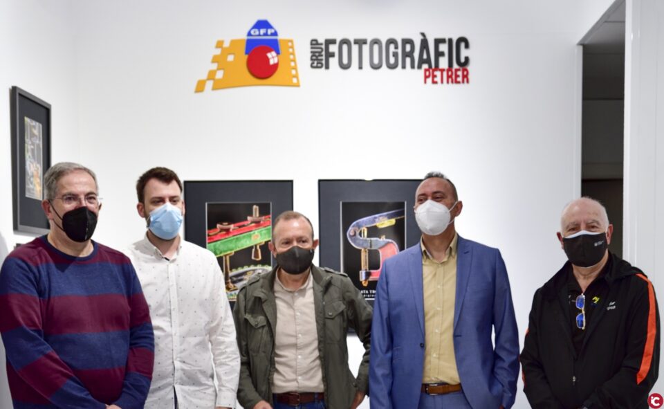 El próximo viernes 7 de mayo a las 19:30 h. tendrá lugar en la sala expositiva Juan Miguel Martínez Lorenzo en la sede del Grup Fotogràfic de Petrer (GFP) la inauguración de la exposición fotográfica The prodigious machines