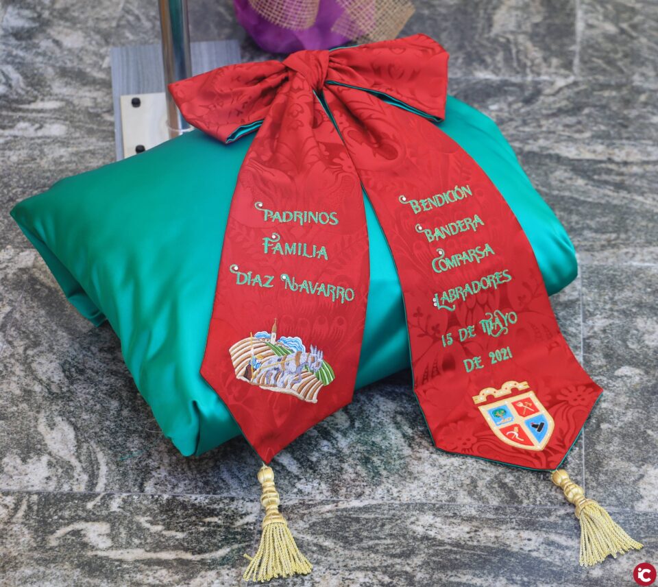 Bendición nueva bandera Comparsa Labradores de Petrer