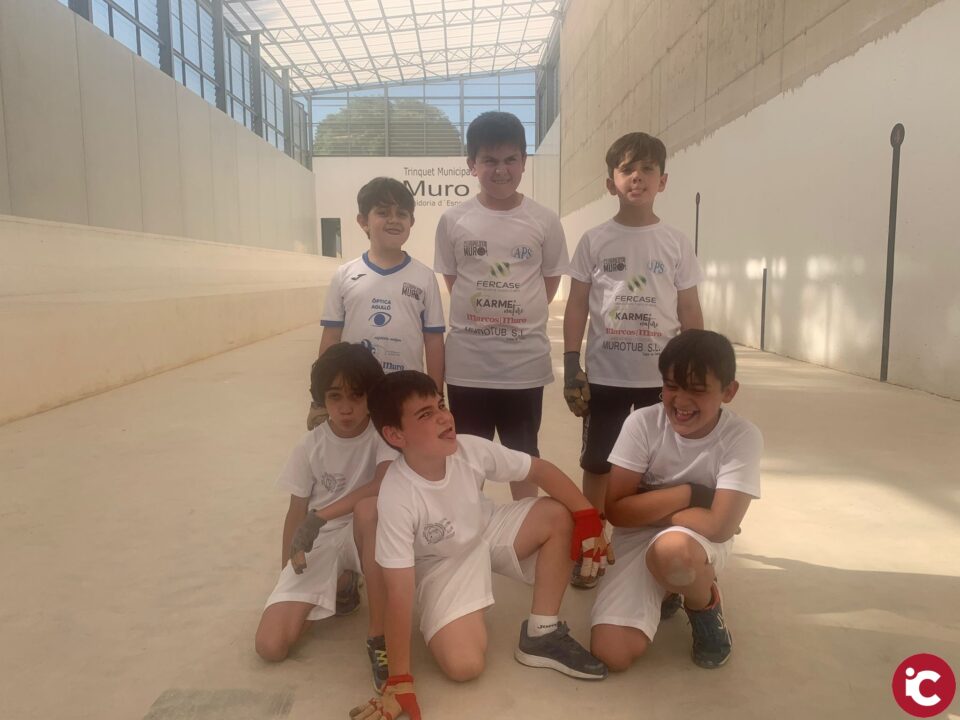 Los benjamines campelleros de pelota valenciana consiguen un gran triunfo en Muro