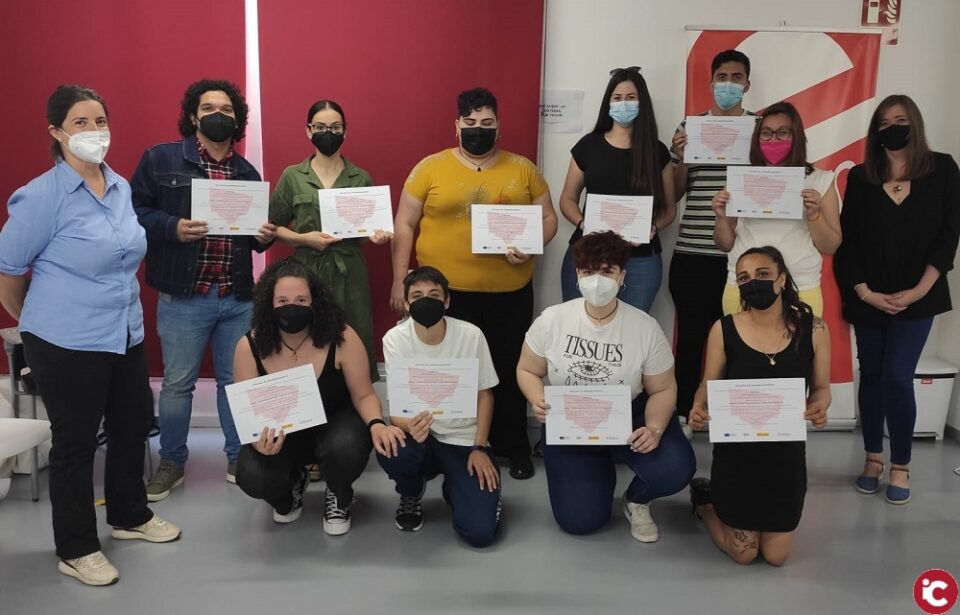 Juventud clausura el curso de Higiene y Atención socio-sanitaria a Personas Dependientes