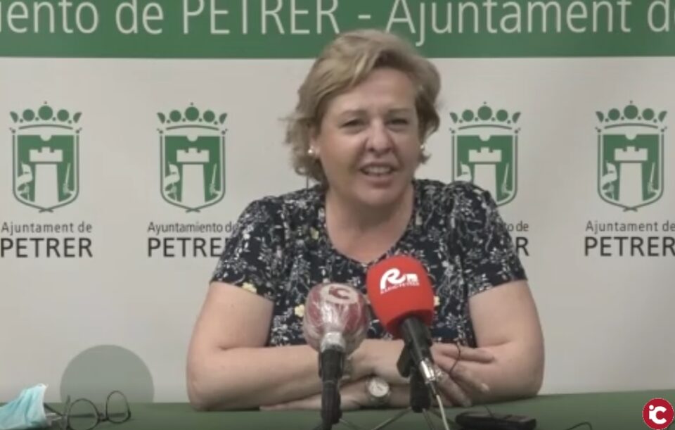 El PP y Cs responden al edil Ramón Poveda