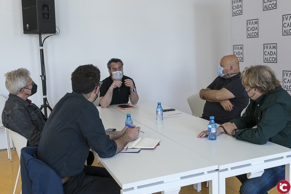 Primera reunió per a tractar el relat museístic i la definició de continguts del futur Museu Camilo Sesto