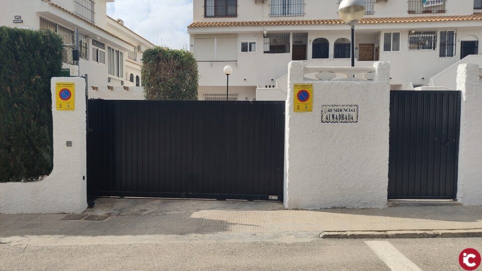 Vía Pública logra regularizar en tan sólo cuatro meses el parque de vados en El Campello