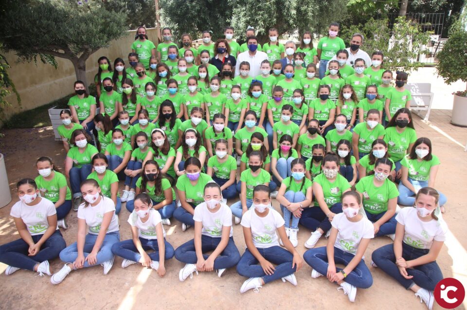 El alcalde Luis Barcala visita a las 82 candidatas infantiles a Bellea del Foc 2022 en su Jornada de Convivencias en Villa Ramona