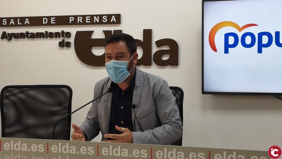 (PP ELDA) Después de despedir por Whatsapp a 3.000 sanitarios el PP pide a Barceló que readmita o dimita