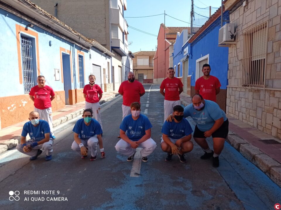 Dispar resultado de los equipos campelleros de pilota a llargues y palma