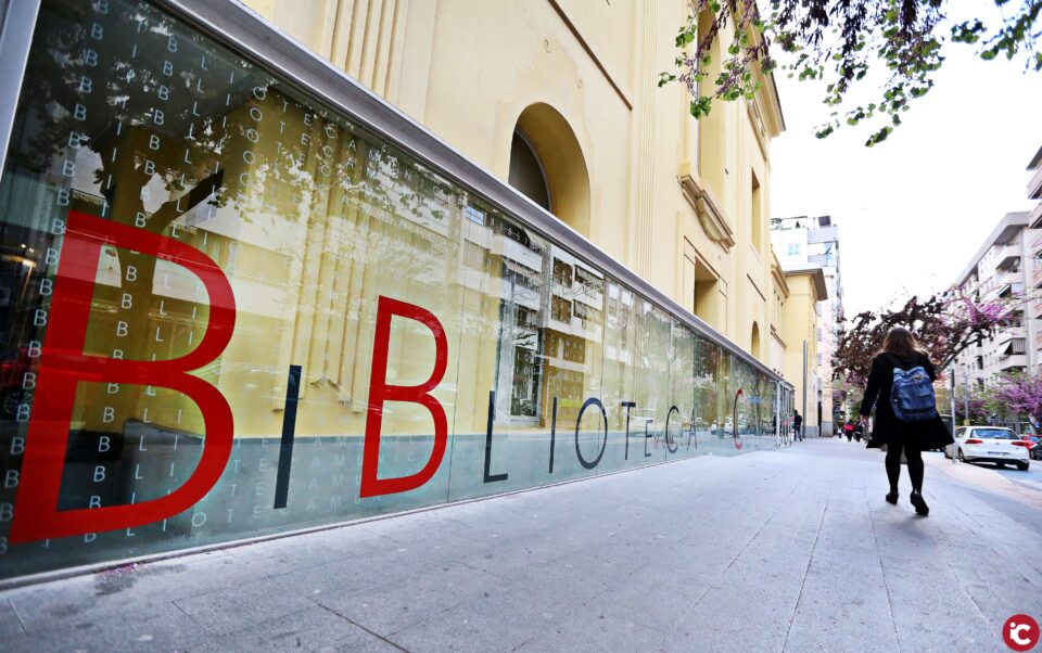 Elda reúne los documentos más relevantes del Archivo Histórico Municipal para conmemorar el Día Internacional de los Archivos