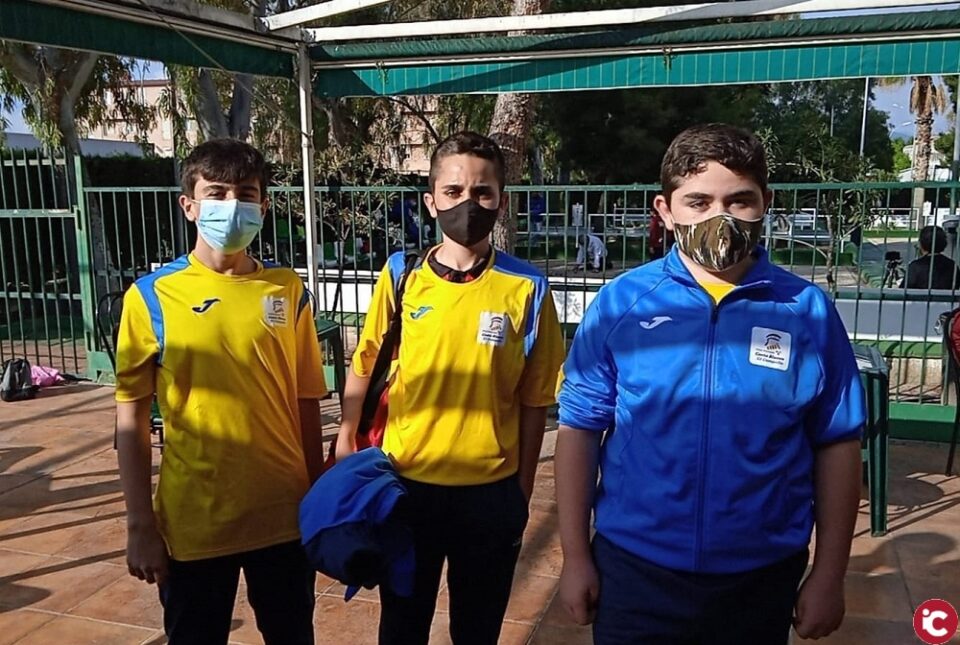 Elda acoge la fase autonómica de juveniles de tripletas de petanca