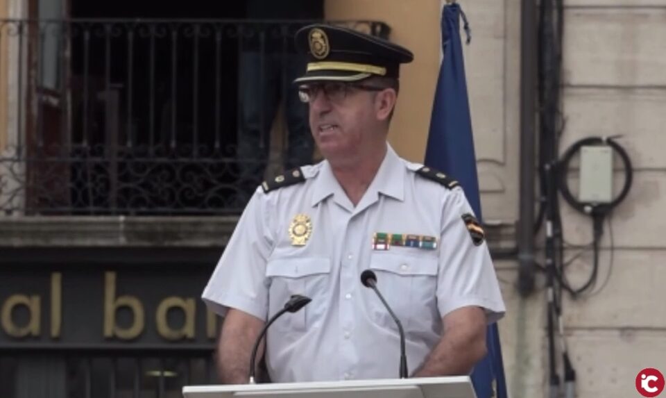 Cerimònia d'entrega de bastó de comandament al nou cap de la Policia Nacional