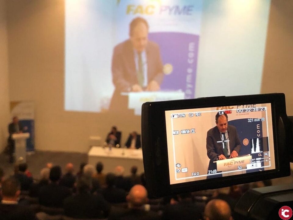 Facpyme critica que el Gobierno ignore al comercio en la bajada del IVA de la luz: El 75% de los locales comerciales queda fuera de la rebaja