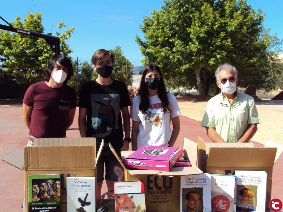 Un alumno del IES La Melva consigue el Primer Premio del XVI Concurso de Relatos Breves Juveniles de Alicante