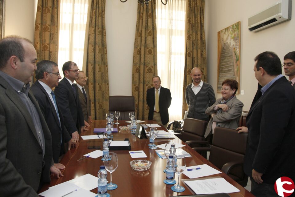 La Comisión Técnica de la Mesa del Agua analiza las demandas incluidas en el proyecto hidrológico del Júcar