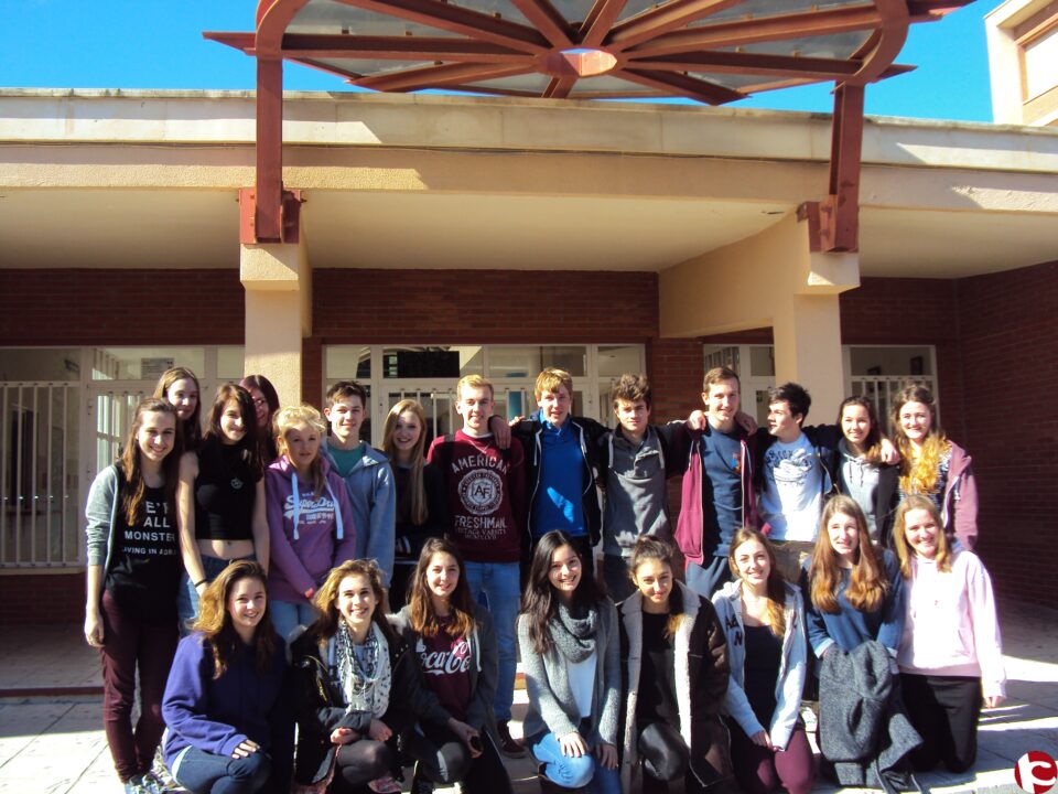 INTERCAMBIO DE ALUMNOS DEL IES A MELVA CON UN CENTRO DE REINO UNIDO