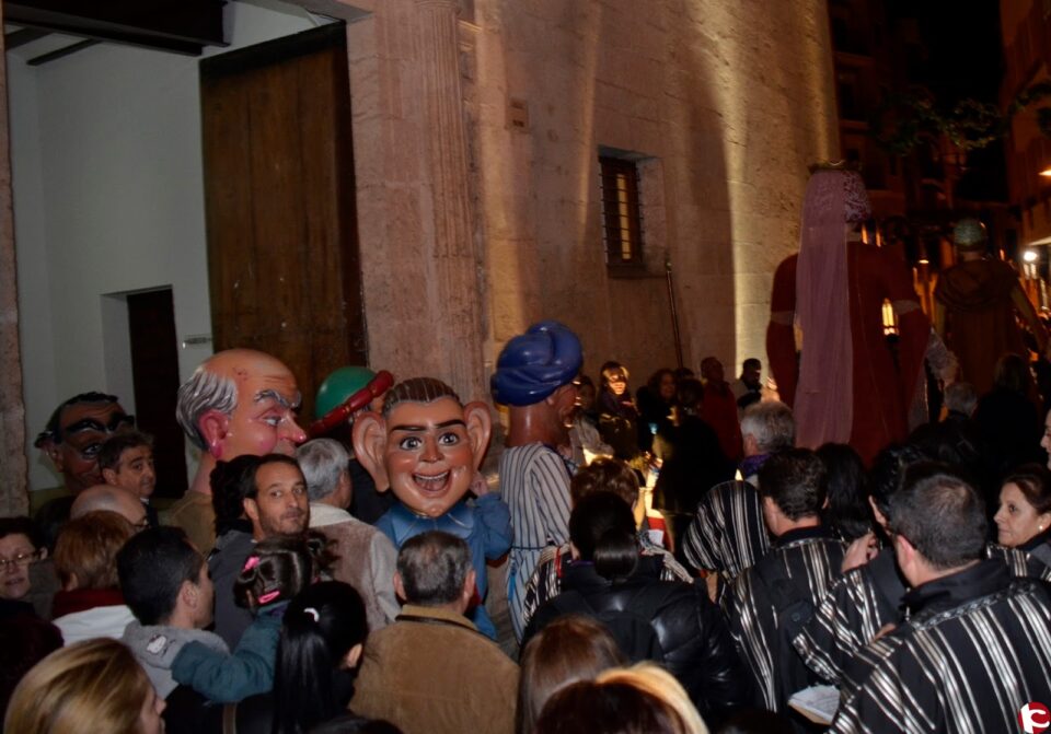 Reportaje FIESTAS DEL MEDIEVO 07/03/14: Actuación Coros y Danzas