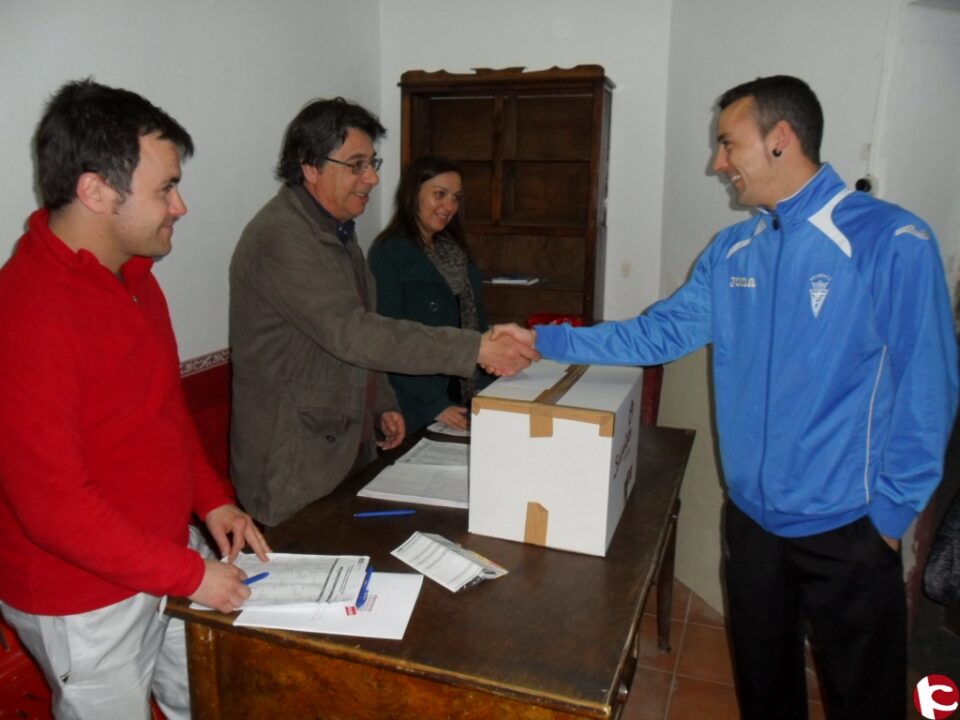 PSOE-Villena: Jornada Electoral de ayer domingo. El 43