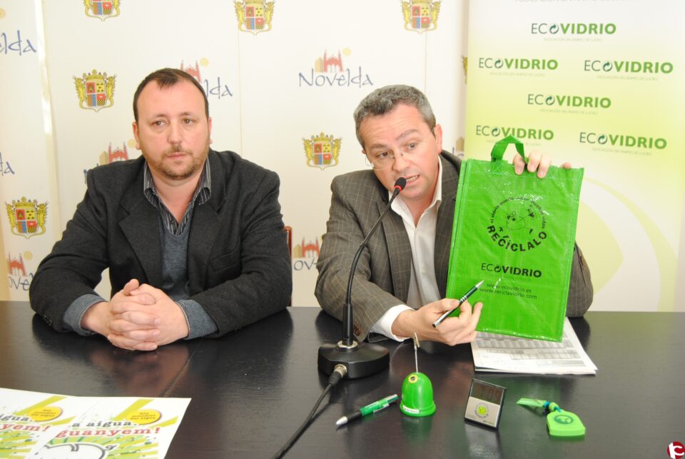 El Ayuntamiento y Ecovidrio lanza una campaña para mejorar la recogida de vidrio en los domicilios