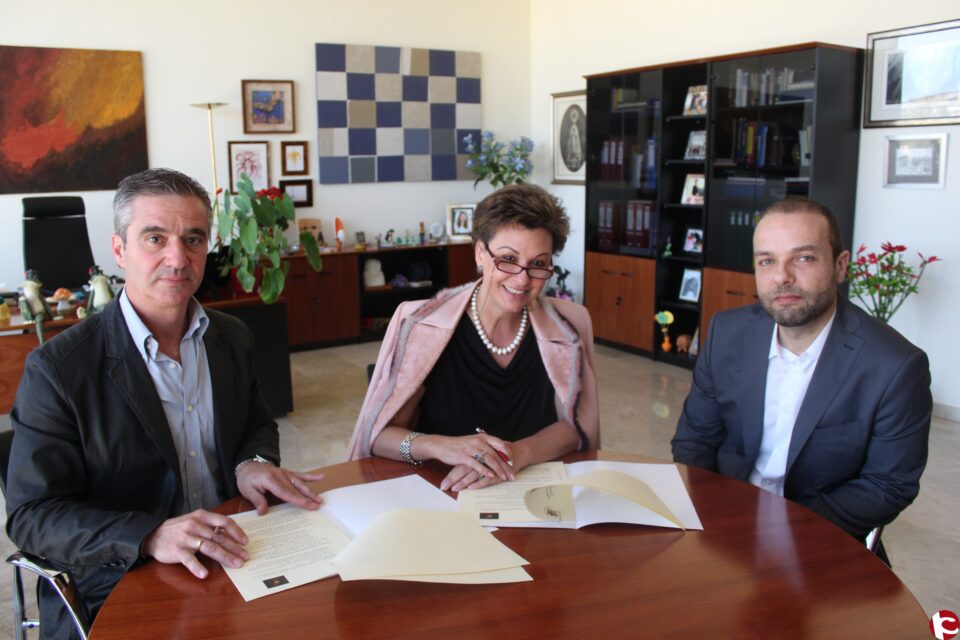 La UMH y las Bodegas Sendra González S.L. colaboran en actividades educativas