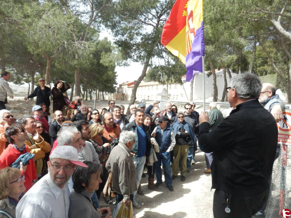 ESQUERRA UNIDA PRESENTE EN LOS ACTOS DE CONMEMORACIÓN DEL 75 ANIVERSARIO DEL FIN DE LA II REPÚBLICA Y GUERRA CIVIL.