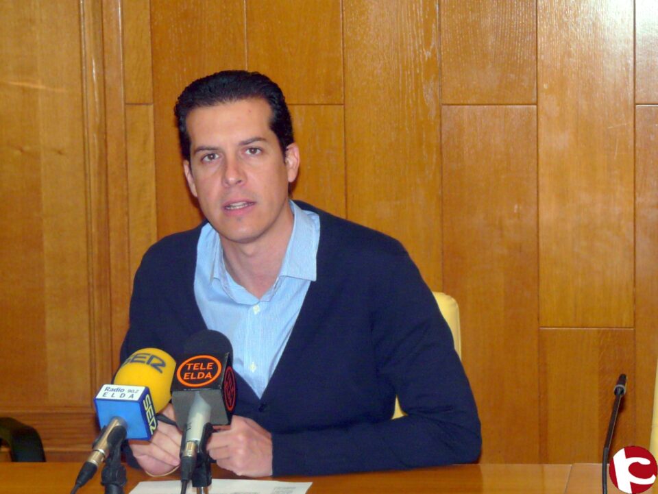 El PSOE exige contundencia al equipo de gobierno tras los seis años que lleva en barracones la escuela Santa Infancia