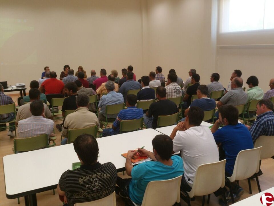 Clausura del curso de manipulador de Plaguicidas que ha sido impartido por Asaja con la colaboración del Ayuntamiento de Monforte del Cid