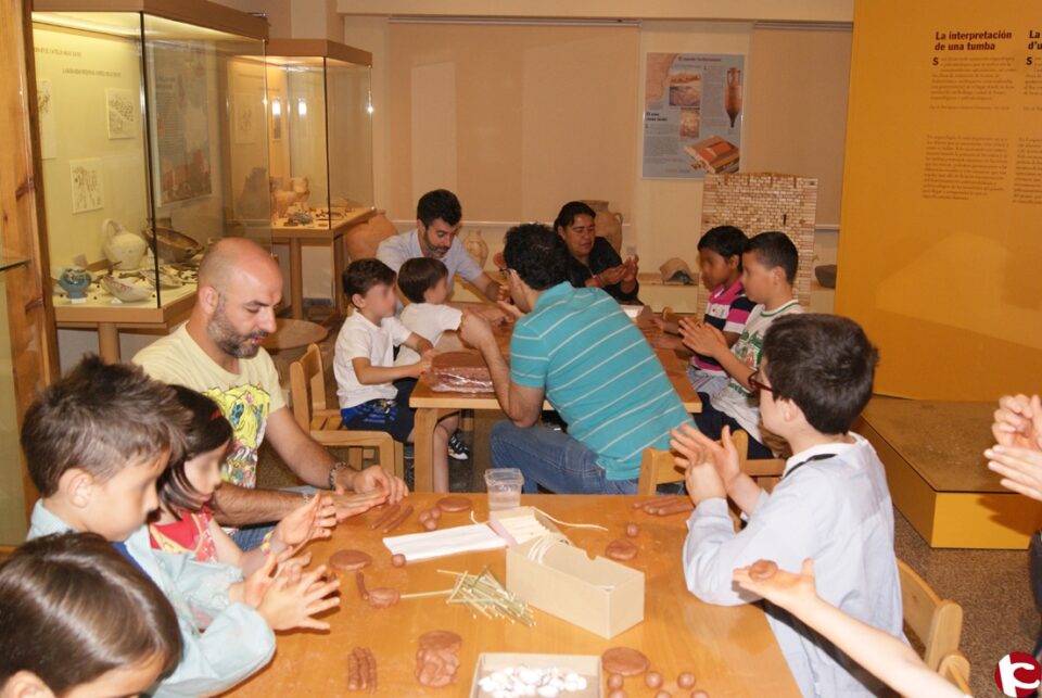 Los niños de Novelda