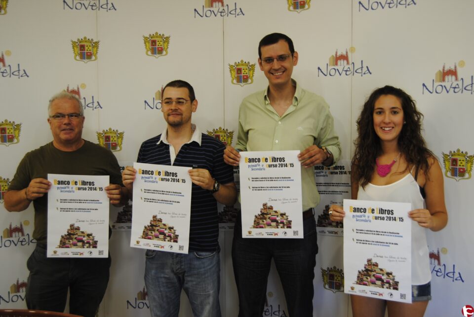 Vuelven a organizar el Banco de Libros que se amplía a todos los institutos y colegios de Novelda para atender las solicitudes de alumnos de familias necesitadas