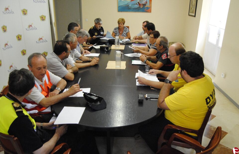 La alcaldesa preside la Junta de Seguridad para coordinar las fiestas patronales que contarán con refuerzos de la Guardia Civil y ampliación de horarios