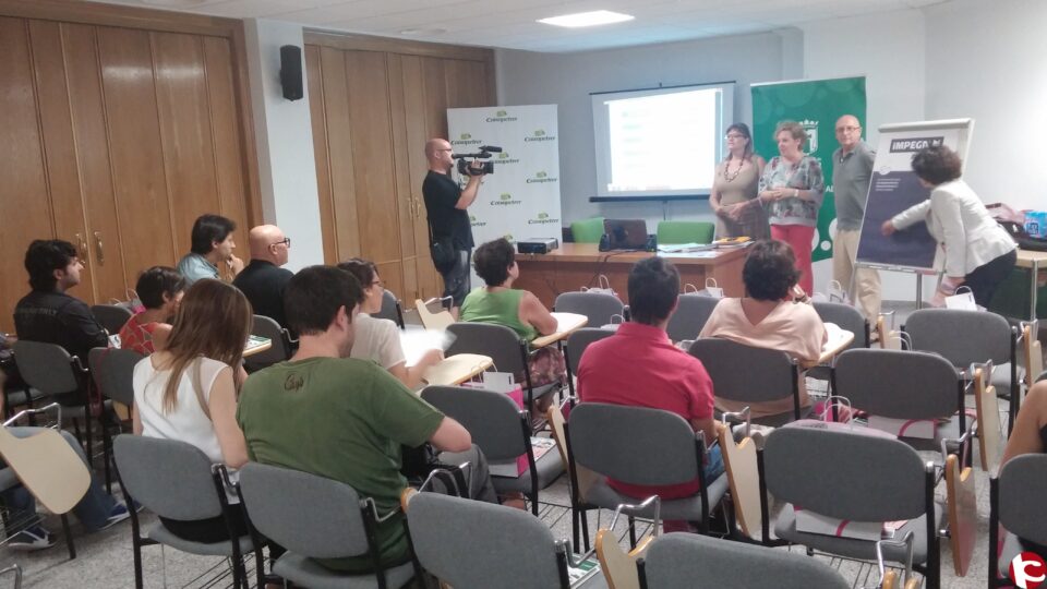 Comienza el primer día de cursos de verano de la UMH en Petrer sobre Turismo y Desarrollo Local