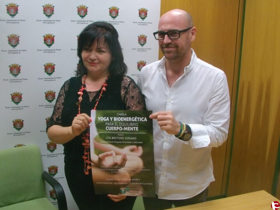 Sanidad acoge una charla práctica sobre Yoga y técnicas de Bioenergética