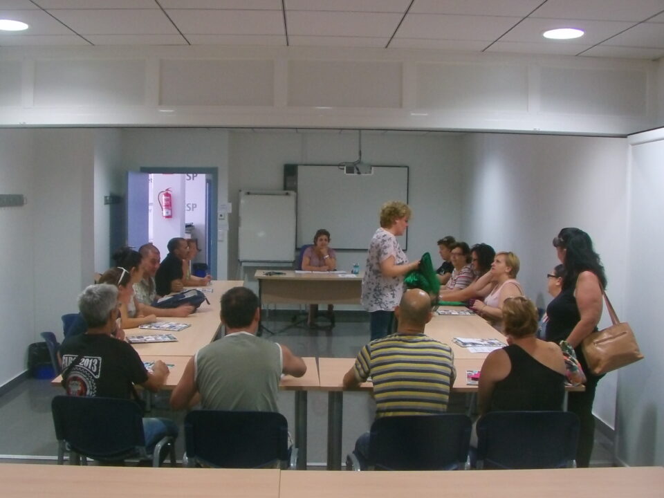 Comienzan las "becas de formación" de la ADESP con las primeras 15 personas para los próximos 3 meses