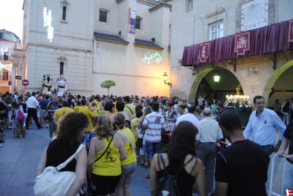 Fotografías de la Ofrenda al Asilo de Ancianos