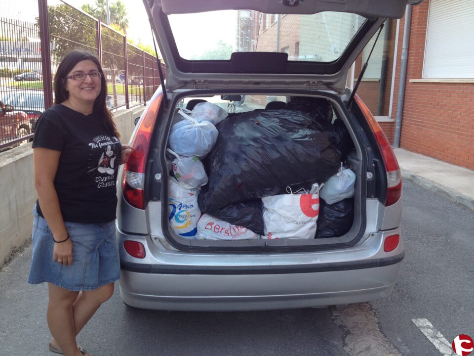 Tapones para María desde el IES Valle de Elda