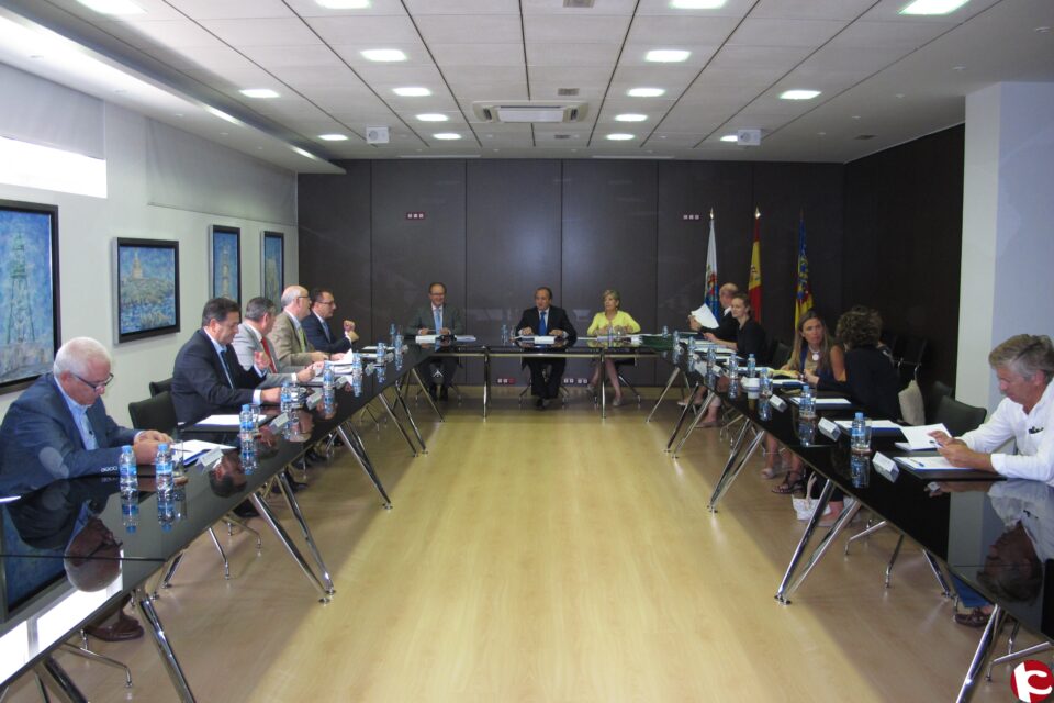 EL PUERTO DE ALICANTE RECUPERA LA CONEXIÓN FERROVIARIA