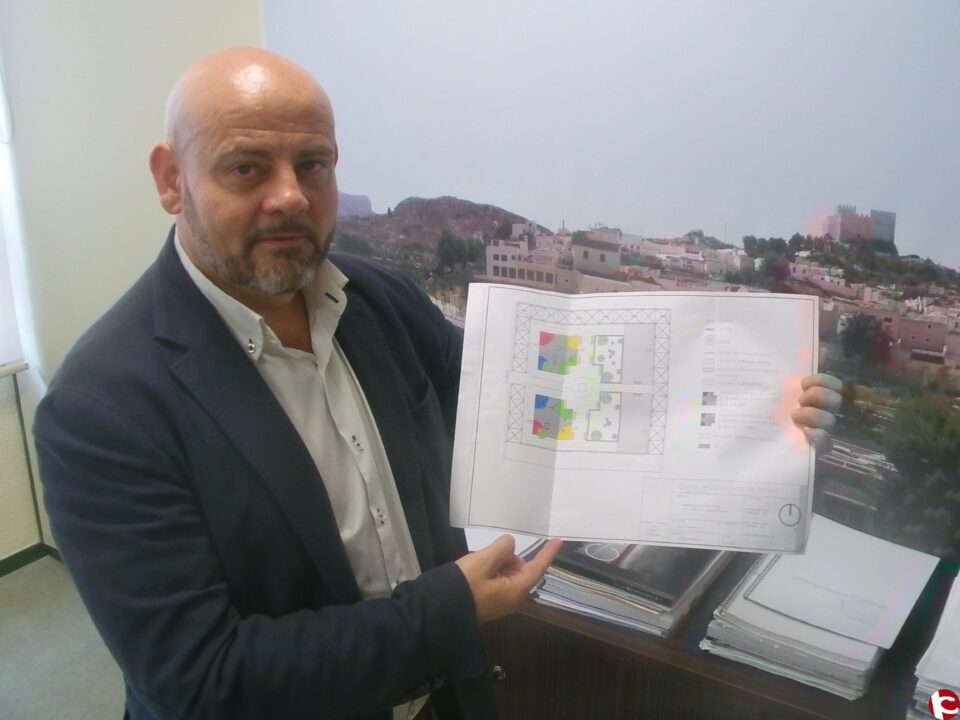 El Ayuntamiento invierte 85.000  en la mejora de la plaza Federico García Lorca