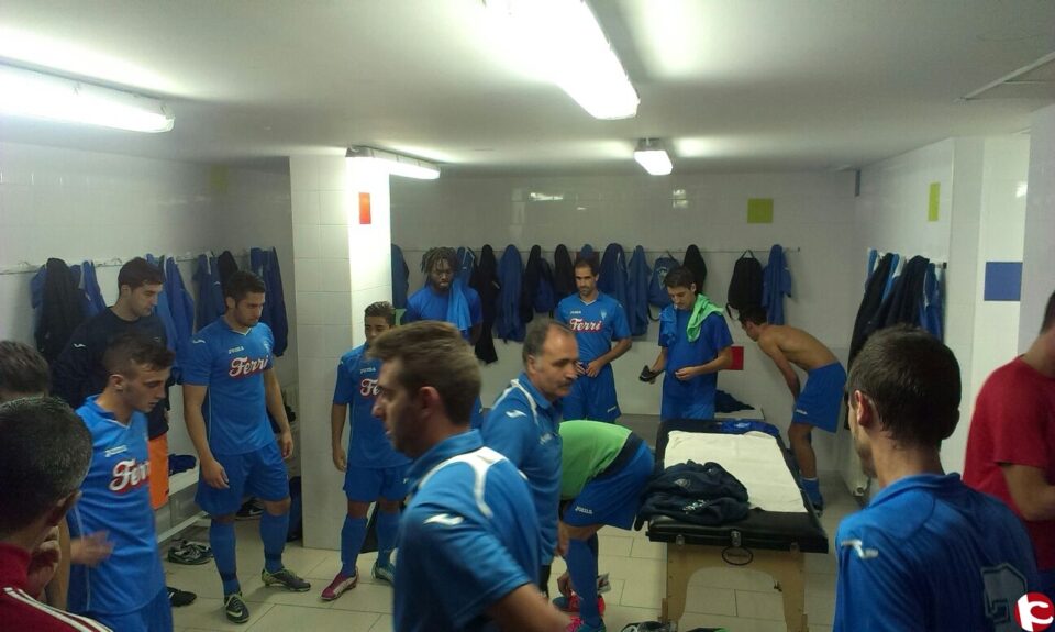 EMPATE DEL VILLENA C.F. EN PETREL