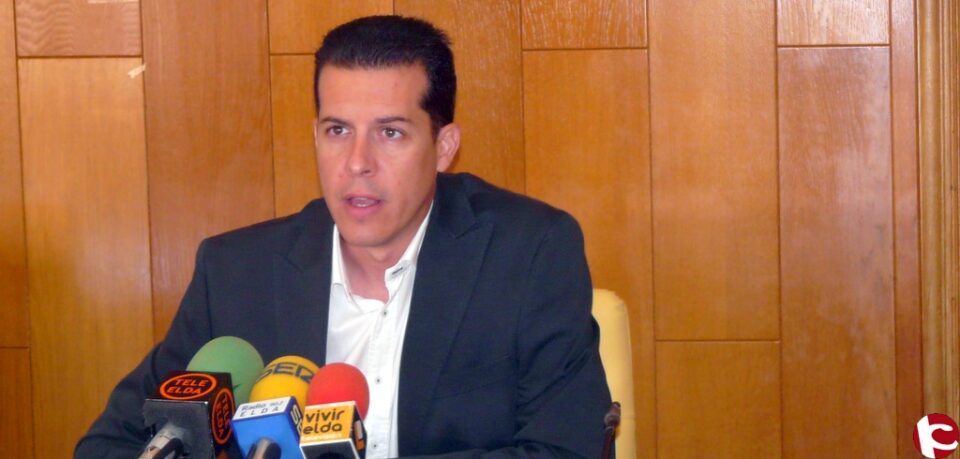 Alfaro advierte de un empobrecimiento al incrementarse la tasa de paro en Elda con relación a la media de la Comunitat
