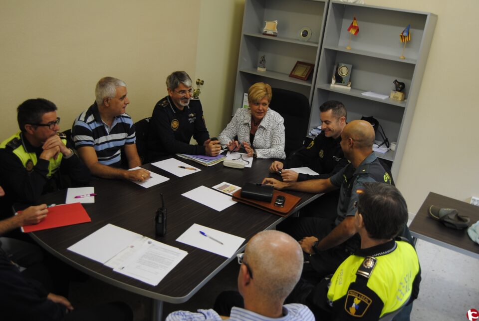 Los cuerpos y fuerzas de seguridad celebran una reunión de coordinación para actualizar el plan de vigilancia rural