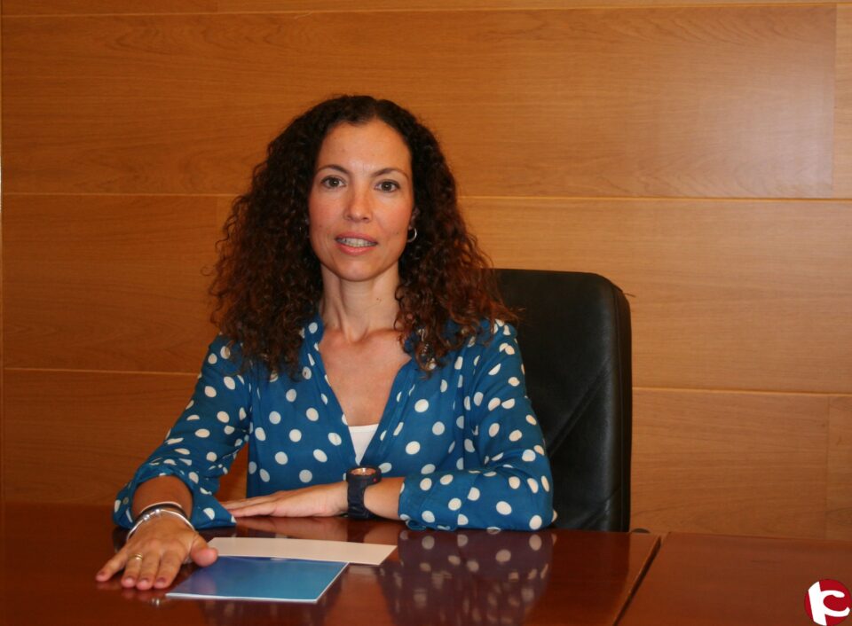 Rosa Tomás asume la jefatura de zona básica del Centro de Salud Villena I